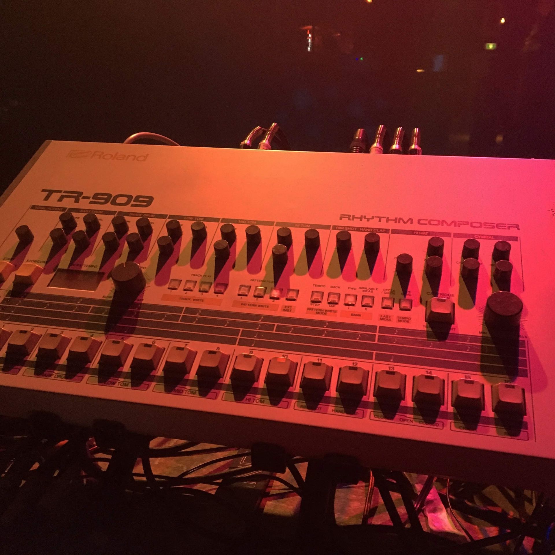 The Rhythm of Techno: Exploring the World of Techno Drums