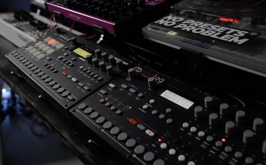 Ampmuse studio: hardware closeup