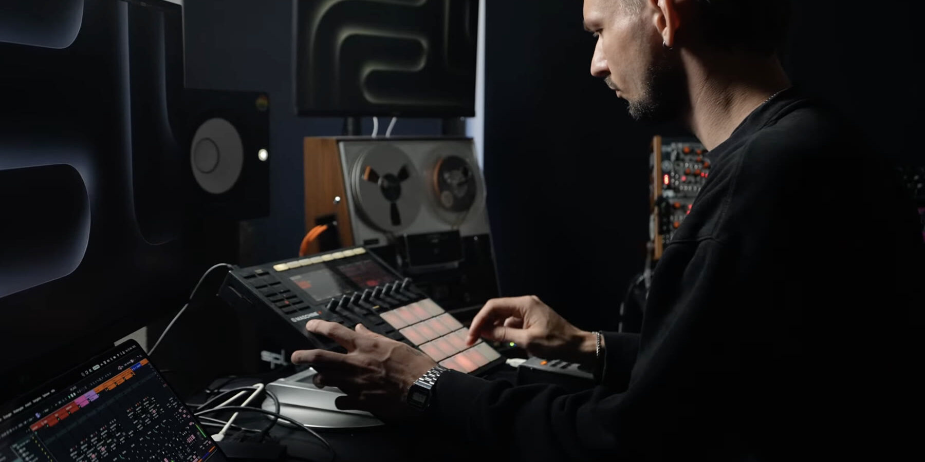 Ampmuse studio: roman studio